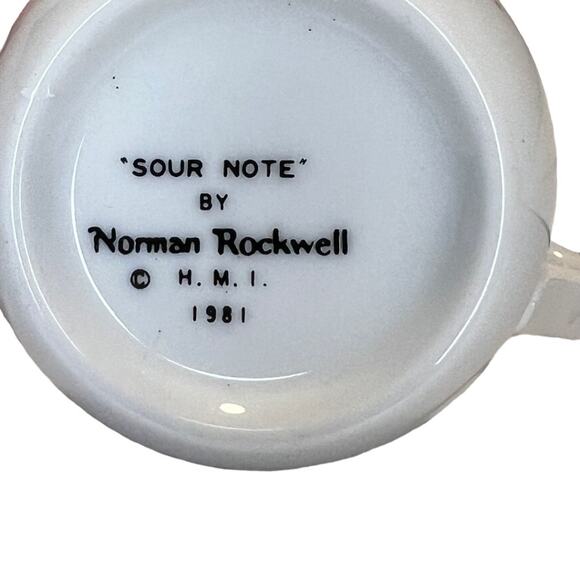 Norman Rockwell Vintage 1981 painted cups white w/ gold trim 5 unique mugs - Picture 7 of 16